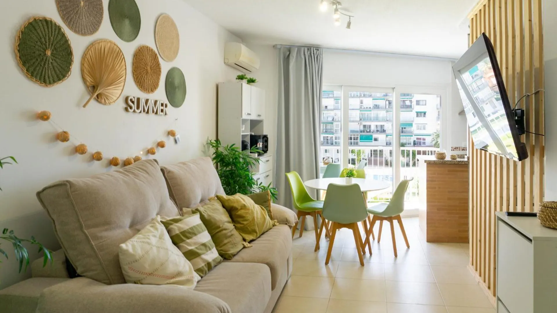 Apartamento First Line Sea Views Benalmádena